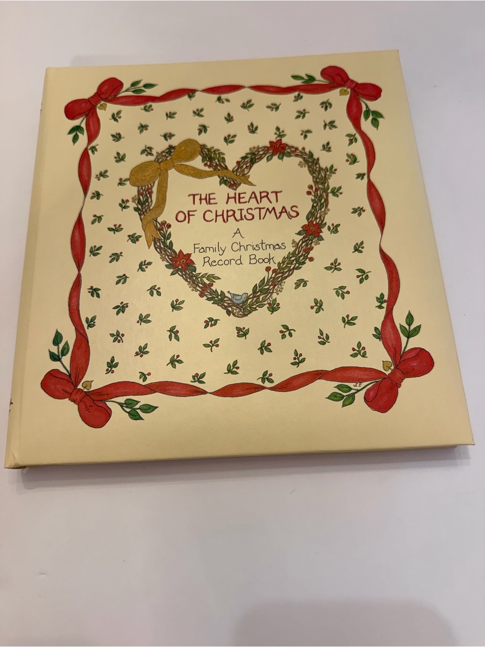 Vintage 1990 "The Heart of Christmas" Family Record Book by C.R. Gibson